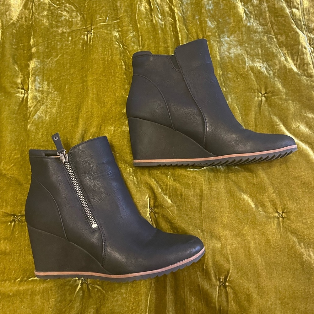 Soul Naturalizer ankle booties
